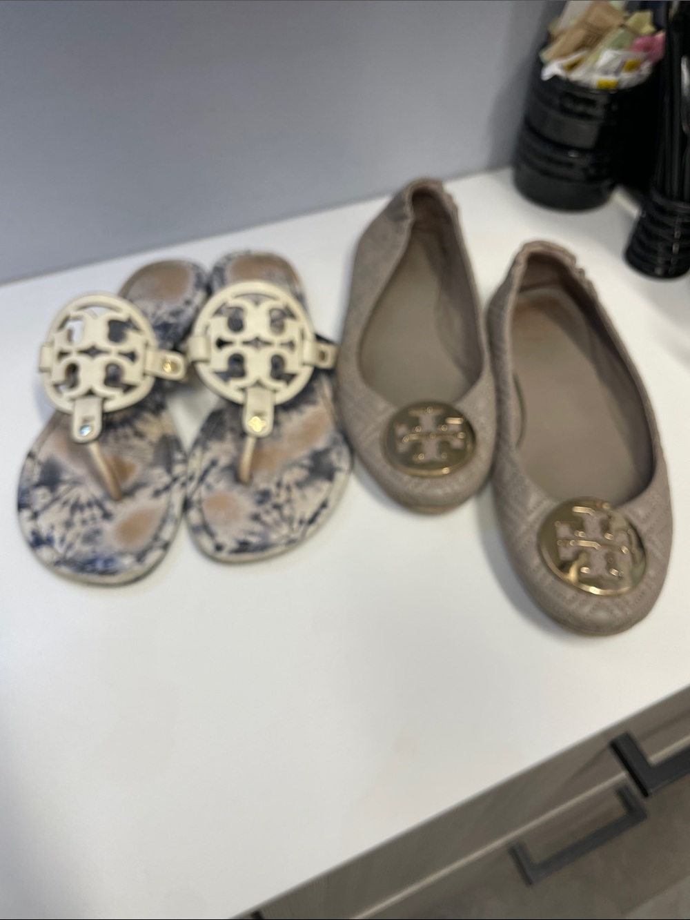 Tory Burch Taupe Ballet Flats with Gold Logo and White Tie-Dye Logo Sandals 9